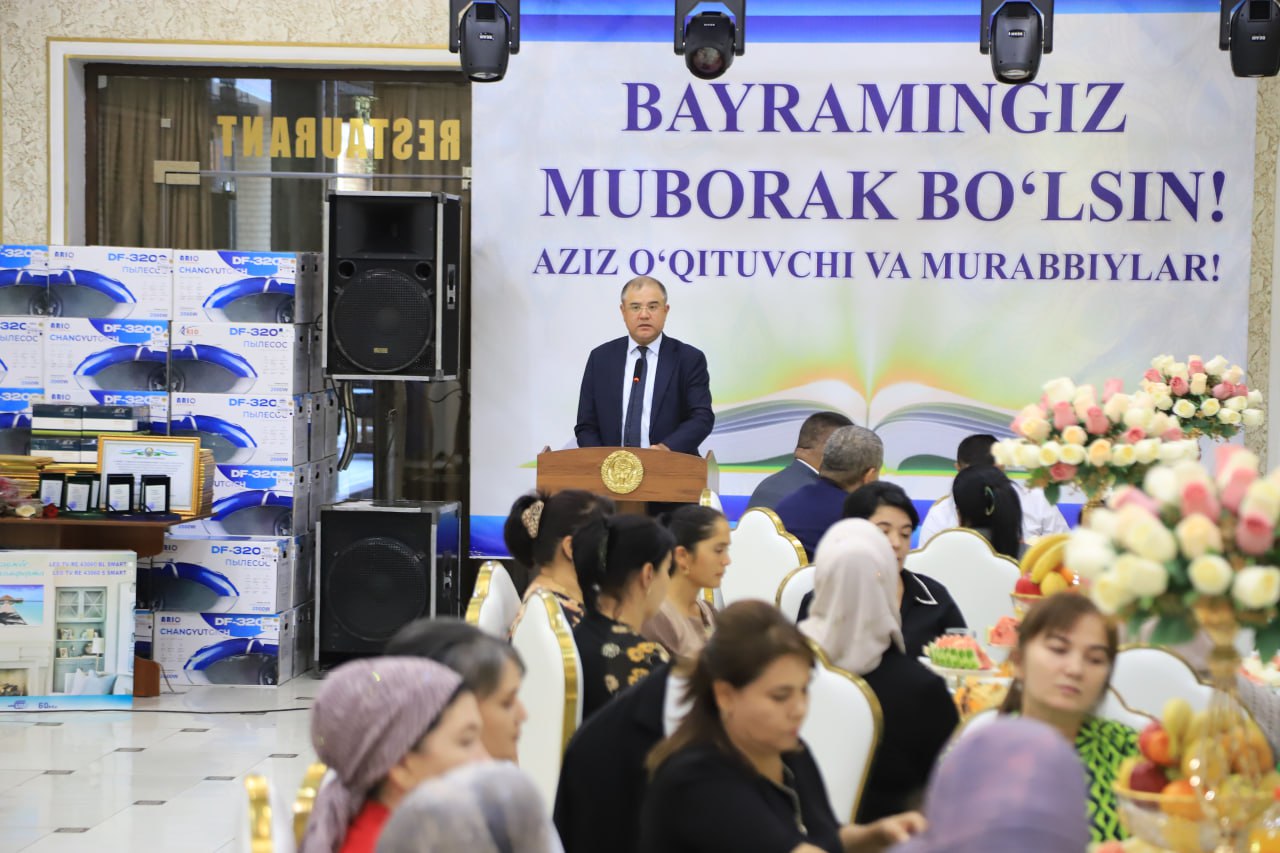 БАЙРАМИНГИЗ МУБОРАК АЗИЗ МУАЛЛИМ! БАЙРАМИНГИЗ МУБОРАК АЗИЗ МУАЛЛИМ!